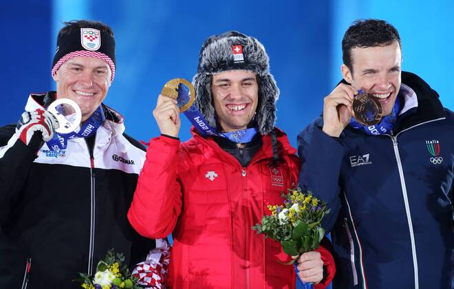 OLYMPIA - Olympische Spiele 2014 SOTSCHI,RUSSLAND,15.FEB.14 - DIVERS, OLYMPIA, SKI ALPIN - Olympische Winterspiele Sotschi 2014, Superkombination der Herren, Siegerehrung, Medaillenvergabe am Medal Plaza. Bild zeigt Ivica Kostelic CRO), Sandro Viletta (SUI) und Christof Innerhofer (ITA). Keywords: Medaillie. 