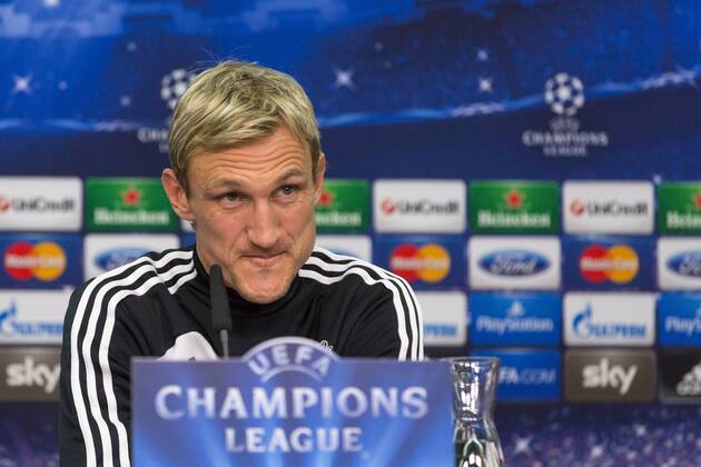 Trainer Sami Hyypiä (Bayer 04 Leverkusen) nachdenklich, konzentriert, fokussiert Abschluss - Pressekonferenz Bayer 04 Leverkusen --- Fussball --- Champions League --- Achtelfinale --- 17.02.2014, EP_JSE