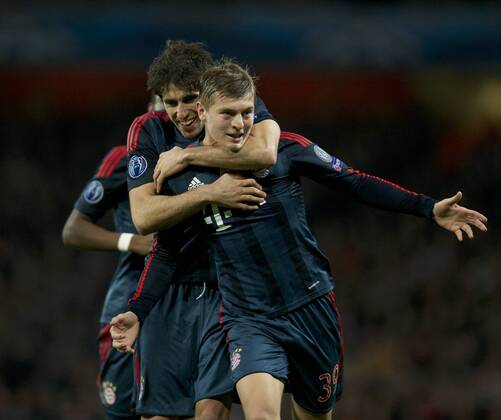 19.02.2014 London, England. Toni Kroos of Bayern Munich celebrates his goal during the Champions League game between Arsenal and Bayern Munich from the Emirates Stadium. xNigelxCookex  ActionPlus11500267
