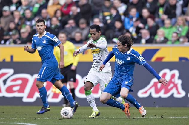 Mönchengladbach, 22.02.2014, Borussia Park Raffael (BMG), Sebastian Rudy (TSG) VfL Borussia Mönchengladbach - TSG Hoffenheim