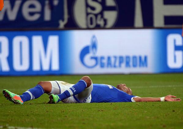 26.02.2014, xjhx, Fussball Champions League, FC Schalke 04 - Real Madrid, v.l. Jefferson Farfan (FC Schalke 04) enttäuscht, enttäuscht schauend, dissapointed