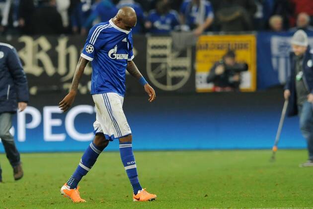 Gelsenkirchen, Deutschland 26. Februar 2014: Champions-League 13 14 - FC Schalke 04 vs. Real Madrid FC. Felipe Santana (Schalke) unzufrieden enttäuscht enttaeuscht niedergeschlagen. mt