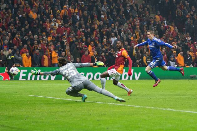 Fernando Torres of Chelsea goes close to adding a second goal - UEFA Champions League First Knockout Round - Galatasaray S.K vs. Chelsea - Turk Telekom Arena - Istanbul - Turkey - 26th February 2014 - Picture Philip Oldham Sportimage EDITORIAL USE ONLY. No use with unauthorised audio, video, data, fixture lists, club league logos or live services. Online in-match use limited to 120 images, no video emulation. No use in betting, games or single club league player publications.