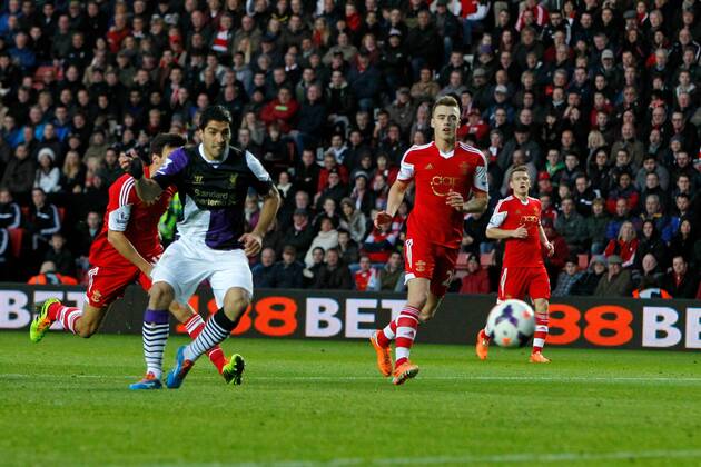 Football - 2013 2014 Premier League - FC Southampton vs. FC Liverpool Luis Suarez of Liverpool opens the scoring at St Mary s Stadium Southampton 