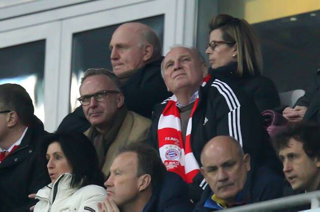 l-r: Vorstandsvorsitzender Karl-Heinz Rummenigge (FC Bayern München) und Präsident Uli Hoeness (FC Bayern München), Dieter Hoeness (Bruder von Uli Hoeness) FC Bayern München vs. Arsenal London, Fussball, Champions League, 11.03.2014 EP_ckt