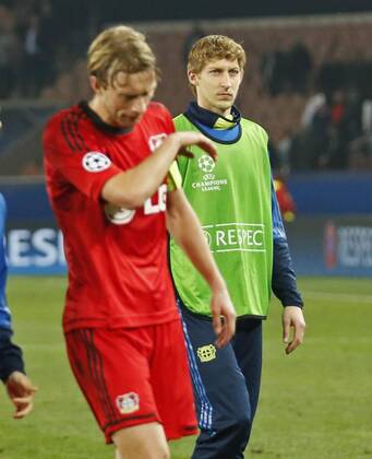 Simon ROLFES, Lev 6 und Stefan KIESSLING, Lev 7 Emotionen, enttäuscht, Enttäuschung, Frust, frustriert, Trauer ,traurig, verzweifelt, Verzweiflung PARIS SAINT GERMAIN - BAYER 04 LEVERKUSEN Fussball UEFA Champions League, Achtelfinale, Paris, 12.03.2014 CL Saison 2013 2014,