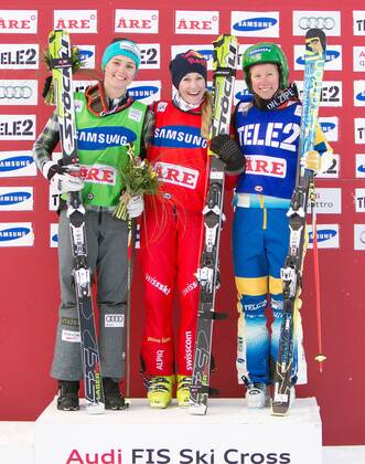 FREE STYLE - FIS WC Aare, Ski Cross AARE,SCHWEDEN,15.MAR.14 - FREE SKI, FREESTYLE SKIING - FIS Weltcup, Skicross, Damen, Siegerehrung. Bild zeigt Marielle Thompson (CAN), Fanny Smith (SUI) und Sandra Naeslund (SWE). 