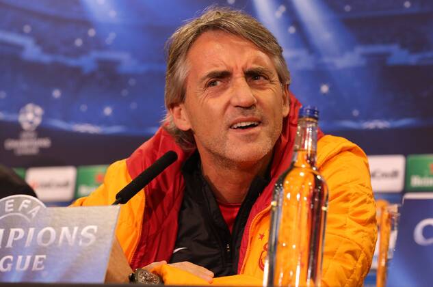 Galatasaray s Italian manager Roberto Mancini addresses a press conference in London on March 17, 2014, ahead of the UEFA Champions League, round of 16, second leg football match against Chelsea at Stamford Bridge. 