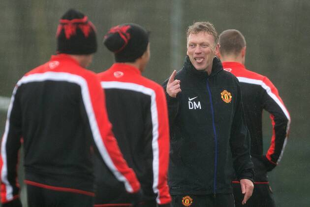 David Moyes, manager of Manchester United gestures to his team - UEFA Champions League - Manchester United Training - Aon Carrington Training Complex - Manchester - England - 18th March 2014 - Picture Philip Oldham Sportimage EDITORIAL USE ONLY. No use with unauthorised audio, video, data, fixture lists, club league logos or live services. Online in-match use limited to 120 images, no video emulation. No use in betting, games or single club league player publications.