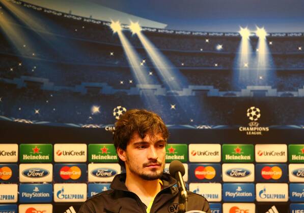 Dienstag 18.03.2014, Saison 2013 2014, UEFA Champions League, Pressekonferenz im Presseraum des Dortmunder Signal Iduna Parks vor dem Spiel zwischen dem BVB Borussia Dortmund und dem FC Zenit St. Petersburg, Mats Hummels (BVB)