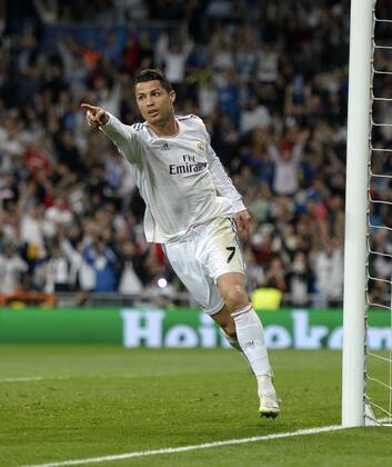 18.03.2014, Fussball Champions-League 2013 2014 Achtelfinale Rückspiel, Real Madrid - FC Schalke 04 im Estadio Bernabeu in Madrid (Spanien). Torjubel Christiano Ronaldo ( Real Madrid). 