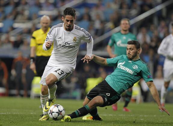 Real Madrid - FC Schalke 04 of the Champions League, held at the Santiago Bernabeu stadium, in Madrid 03 18 2014. Isco 
