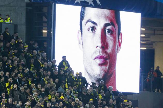 Cristiano RONALDO, Real Madrid 7 wirbt für UEFA Anti Rassismus Kampagne Anzeigetafel, Screen, Screenboard, digital, LED, Anzeige, Monitor, BORUSSIA DORTMUND - ZENIT St. PETERSBURG 1-2 Fussball UEFA Champions League, Achtelfinale, Dortmund, 19.03.2014 CL Saison 2013 2014,