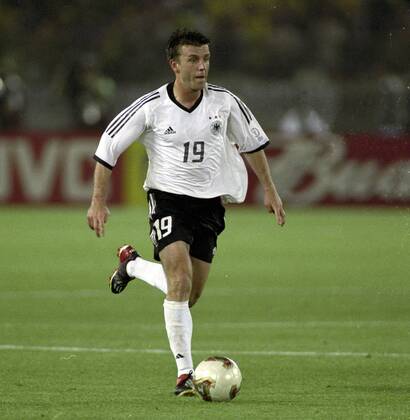 Weltmeisterschaft 2002 Finale: Brasilien - Deutschland 2:0 in Yokohama Bernd Schneider, Aktion HM