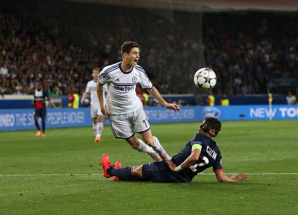 PSG s Thiago Silva brings down Chelsea s Oscar for a penalty Paris Saint Germain PSG vs Chelsea FC London London - Champions League - EDITORIAL USE ONLY. No use with unauthorised audio, video, data, fixture lists, club league logos or live services. Online in-match use limited to 120 images, no video emulation. No use in betting, games or single club league player publications.