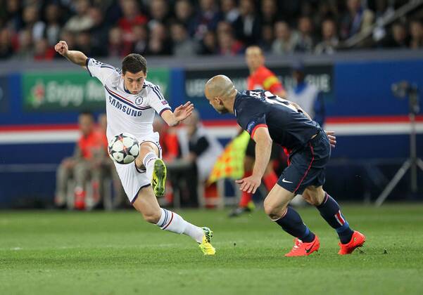 PSG s Alex tussles with Chelsea s Eden Hazard Paris Saint Germain PSG vs Chelsea FC London London - Champions League - EDITORIAL USE ONLY. No use with unauthorised audio, video, data, fixture lists, club league logos or live services. Online in-match use limited to 120 images, no video emulation. No use in betting, games or single club league player publications.