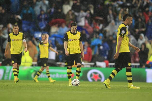 vl: Kapitän Sebastian Kehl (Borussia Dortmund 5), Henrikh Micki Mkhitaryan (Borussia Dortmund 10) und Pierre-Emerick Aubameyang (Borussia Dortmund 17) Real Madrid C.F. vs Borussia Dortmund --- Fussball --- Champions League --- Viertelfinale --- 02.04.2014 Foto: Schueler Eibner EP_JSE
