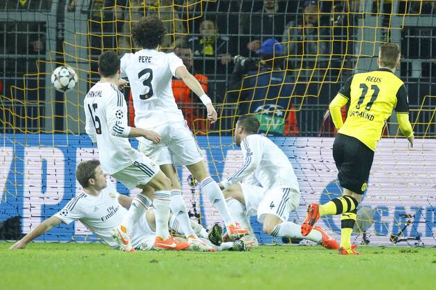 Marco REUS, BVB 11 ( Torschuss, schiesst das Tor zum 2-0BORUSSIA DORTMUND - REAL MADRID Fussball UEFA Champions League, Viertelfinale, Rueckspiel Dortmund, 08.04.2014CL Saison 2013 2014, BVB