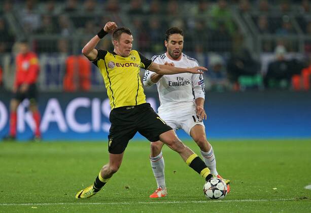 08.04.2014, Fussball Champions League 2013 2014, Viertelfinale, Rückspiel, Borussia Dortmund - Real Madrid, im Signal-Iduna-Park-Stadion in Dortmund, v.l. Kevin Großkreutz (Dortmund) gegen Daniel Carvajal (Real Madrid) 