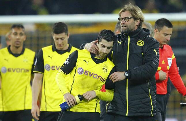 Henrikh MKHITARYAN, BVB 10 Robert LEWANDOWSKI, BVB 9 Juergen KLOPP, Chef - Trainer BVB Emotionen, enttaeuscht, Enttaeuschung, Frust, frustriert, Trauer ,traurig, verzweifelt, Verzweiflung BORUSSIA DORTMUND - REAL MADRID Fussball UEFA Champions League, Viertelfinale, Rueckspiel Dortmund, 08.04.2014 CL Saison 2013 2014, BVB