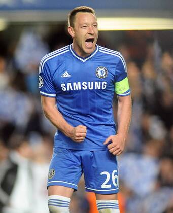 Football - 2013 2014 Champions League - Quarter-Final, Second-Leg: Chelsea vs. Paris St-Germain Chelsea s John Terry celebrates at Stamford Bridge. COLORSPORT ANDREW COWIE 