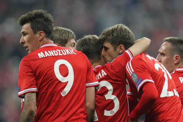 l-r: Torjubel von Mario Mandzukic 9 (FC Bayern München), Rafinha 13 (FC Bayern München) und Thomas Müller 25 (FC Bayern München) FC Bayern München vs. Manchester United, Fussball, Champions League, 09.04.2014 EP_ckt