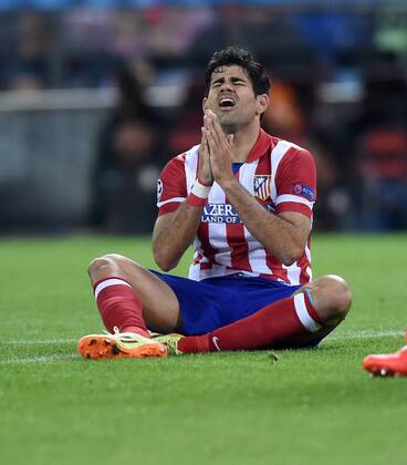 FUSSBALL CHAMPIONS LEAGUE HALBFINAL HINSPIEL SAISON 2013 2014 Atletico Madrid - FC Chelsea 22.04.2014 Diego Costa (Atletico Madrid) enttäuscht ist nach seiner vergebenen Torchance enttäuscht 