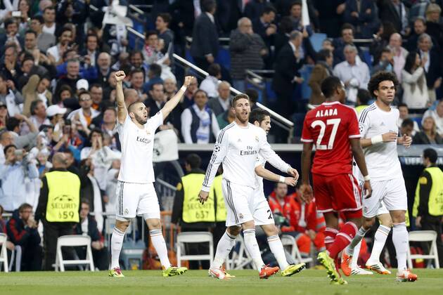 Real Madrid s Karim Benzema scores during Champions League soccer match Real Madrid v FC Bayern Munchen at Santiago Bernabeu stadium in Madrid, Spain. April 23, 2014.  (20187594)