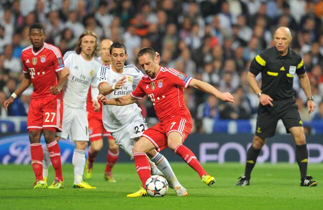 23.04.2014, Fussball UEFA Champions League Halbfinale, Real Madrid - FC Bayern München, v.l. Angel Di Maria (Real Madrid) Franck Ribery (FC Bayern München)