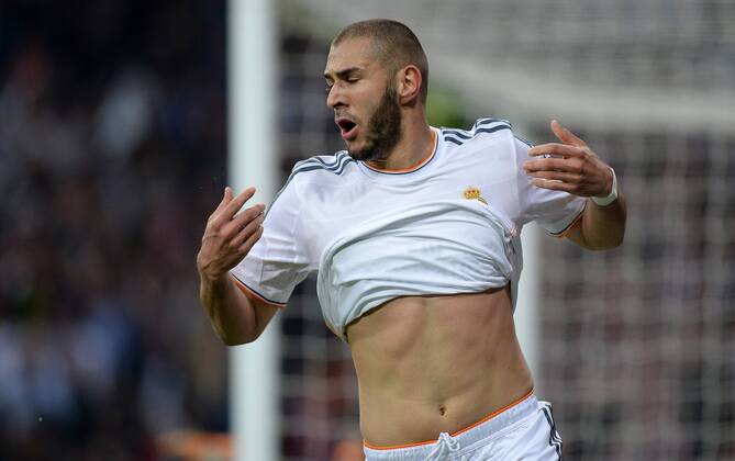 FUSSBALL CHAMPIONS LEAGUE HALBFINAL HINSPIEL SAISON 2013 2014 Real Madrid - FC Bayern München 23.04.2014 Jubel nach dem 1:0: Karim Benzema (Real Madrid) 