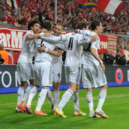 Jubel bei Real Madrid nach dem 0:1 durch Sergios Ramos (Real Madrid), 2.vl. Bayern Muenchen - Real Madrid, Champions League, Halbfinale, Fussball, 29.04.2014