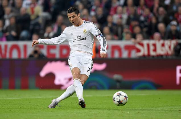 FUSSBALL CHAMPIONS LEAGUE HALBFINALE RÜCKSPIEL SAISON 2013 2014 FC Bayern München - Real Madrid 29.04.2014 Cristiano Ronaldo (Real Madrid) erzielt das Tor zum 0:3 