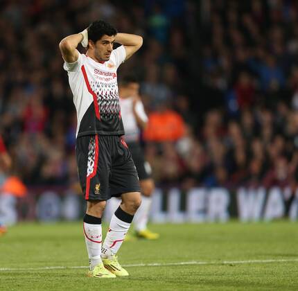 Liverpool s Luis Suarez looks on dejected at the final whistle Crystal Palace vs Liverpool - Barclays Premier League - Selhurst Park - London - UK - 05 05 2014 - Pic David Klein Sportimage EDITORIAL USE ONLY. No use with unauthorised audio, video, data, fixture lists, club league logos or live services. Online in-match use limited to 120 images, no video emulation. No use in betting, games or single club league player publications.