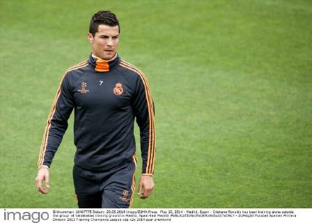 May 20, 2014 - Madrid, Spain - Cristiano Ronaldo has been training alone outside the group at Valdebebas training ground in Madrid, Spain Real Madrid  - ZUMAg15