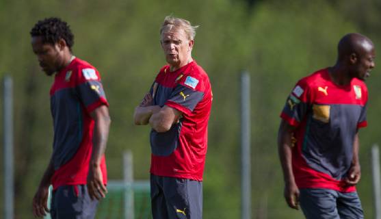 21.05.2014, Seeresidenz, Walchsee, AUT, FIFA WM, Vorbereitung Kamerun, im Bild Volker Finke (Trainer Kamerun) during Trainingscamp of Team Camerun for Preparation of the FIFA Worldcup Brasil 2014 at the Seeresidenz in Walchsee, Austria on 2014 05 21.  EP_Fei  