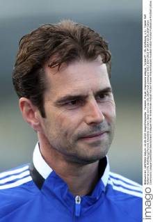Fussball, Frauen Champions-League, Tyresö FF - VfL Wolfsburg, v.li.: Trainer Ralf Kellermann (VfL Wolfsburg) Portrait Einzelbild vor dem Spiel xmrx