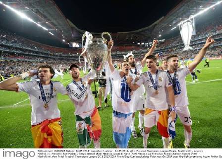 24.05.2014, xjhx, Fussball Champions League Finale, Real Madrid - Atletico Madrid, v.l. Marcelo (Real Madrid), Sergio Ramos (Real Madrid), Angel di Maria (Real Madrid)Isco Francisco Roman Alarcon Suarez (Real Madrid) mit dem Pokal