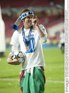 Gareth BALE (MAD) jubelt mit dem Champions League Pokal. Fussball international UEFA Championsleague FINALE 2014: Real Madrid CF - Club Atletico de Madrid im Estadio da Luz in Lissabon, Portugal am 24.05.2014,