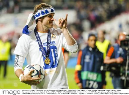 Gareth BALE, Real Madrid 11 Jubel, Freude, Emotionen, Feiern, Lachen, jubelt, freuen, reisst die Arme hoch, ballt die Faust REAL MADRID - ATLETICO MADRID ( 4- 1)n. V. Fussball UEFA Champions League, Finale, im Stadion Estadio da Luz Lissabon am 24.05.2014 CL Saison 2013 2014