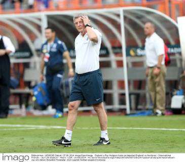 England s Roy Hodgson looks on dejected England vs Honduras - International Friendly - Sun Life Stadium - Miami - USA - 07 06 2014 - Pic David Klein Sportimage EDITORIAL USE ONLY. No use with unauthorised audio, video, data, fixture lists, club league logos or live services. Online in-match use limited to 120 images, no video emulation. No use in betting, games or single club league player publications.
