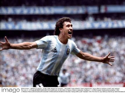 VALDANO Jorge Alberto Team Argentinien Jorge Alberto Valdano jubelt nach seinem Tor zum 2 : 0 Finale ARGENTINIEN-DEUTSCHLAND am 29.06.1986 in Mexico Stadt im Azteken Stadion 3 : 2 FIFA Fussball Weltmeisterschaften 1986 in Mexico