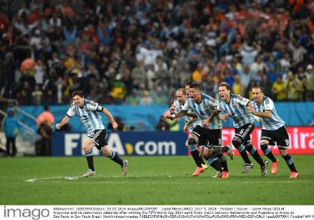 Lionel Messi (ARG), JULY 9, 2014 - Football Soccer : Lionel Messi (10) of Argentina and his teammates celebrate after winning the FIFA World Cup 2014 semi-finals match between Netherlands and Argentina at Arena de Sao Paulo in Sao Paulo Brazil. Noxthirdxpartyxsales (uzdb007094)