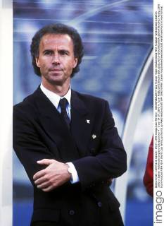 BECKENBAUER Franz Trainer Team Deutschland FIFA Fussball Weltmeisterschaften 1990 in Italien Halbfinale England-Deutschland 4 : 5 am 04.07.1990 in Turin