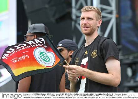 15.07.2014, Fußball-WM Brasilien 2014, Hyndai Fan Park Berlin. Empfang der deutschen Nationalmannschaft dem Weltmeister 2014. Per Mertesacker (Deutschland) 