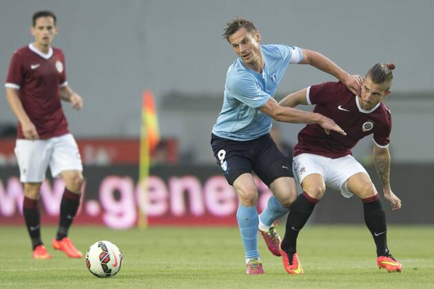 Markus Rosenberg of Malmo (centre) and Lukas Vacha of Sparta (right) are pictured during the UEFA Champions League 3rd qualifying round opening match AC Sparta Praha vs. Malmo FF, Prague, Czech Republic, on Tuesday, July 29, 2014. (CTKxPhoto MichalxKamaryt) CTKPhotoOF201407291166801  kmt 4
