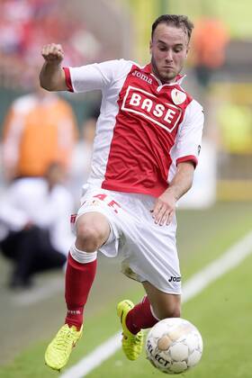 20140810 - LIEGE, BELGIUM: Standard d Francois Marquet pictured in action during the Jupiler Pro League match between Standard de Liege and AA Gent, in Liege, Sunday 10 August 2014, on the third day of the Belgian soccer championship. YORICKxJANSENS 04275146