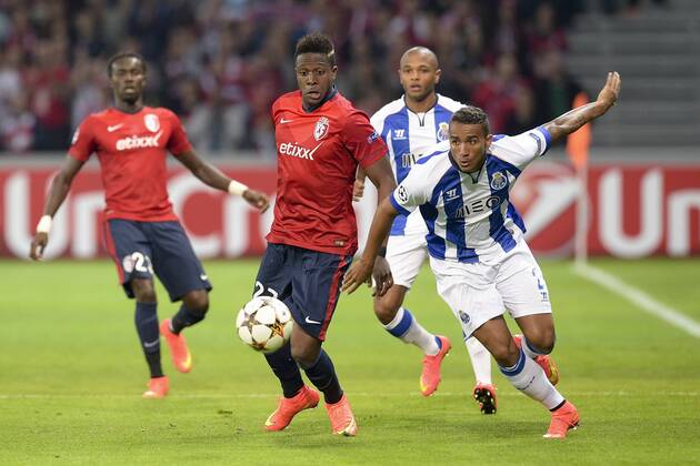 Divock ORIGI (lille) vs Danilo (Porto) FOOTBALL : Lille vs Porto FC - tour preliminaire - ligue des champions - 20 08 2014 JBAutissier Panoramic 