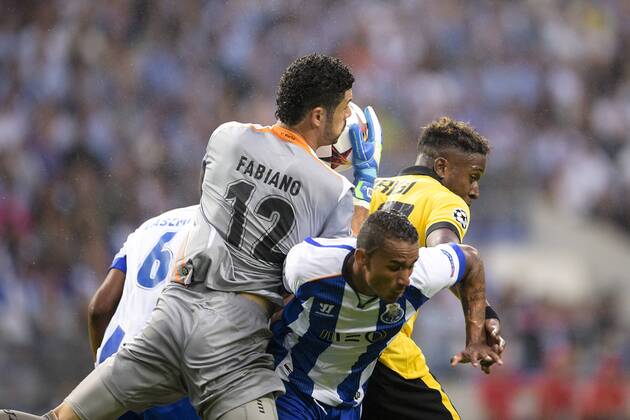 Divock ORIGI (lille) vs Fabiano Ribeiro (Porto) - Danilo (Porto) FOOTBALL : FC Porto vs OSC Lille - Champions League qualifier - 26 08 2014 JBAutissier 