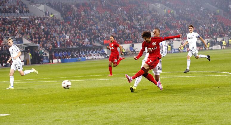 Leverkusens Heung Min-Son scores the 1:0 during the Championsleague Play-off match between Bayer 04 Leverkusen and FC Kopenhagen, Bayarena in Leverkusen on August 27., 2013. Bayer 04 Leverkusen vs. FC Kopenhagen in der Champions League Qualifikation der Saison 2014 2015 am 27. August 2014.