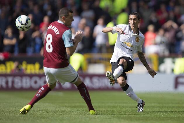 Angel di Maria of Manchester United launches a cross towards the box - Burnley vs. Manchester United - Barclay s Premier League - Turf Moor - Burnley - 30 08 2014 Pic Philip Oldham Sportimage EDITORIAL USE ONLY. No use with unauthorised audio, video, data, fixture lists, club league logos or live services. Online in-match use limited to 120 images, no video emulation. No use in betting, games or single club league player publications.